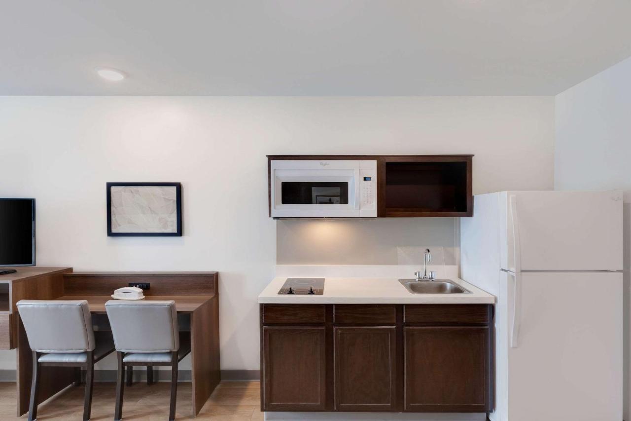 Woodspring Suites Bakersfield East Ngoại thất bức ảnh
