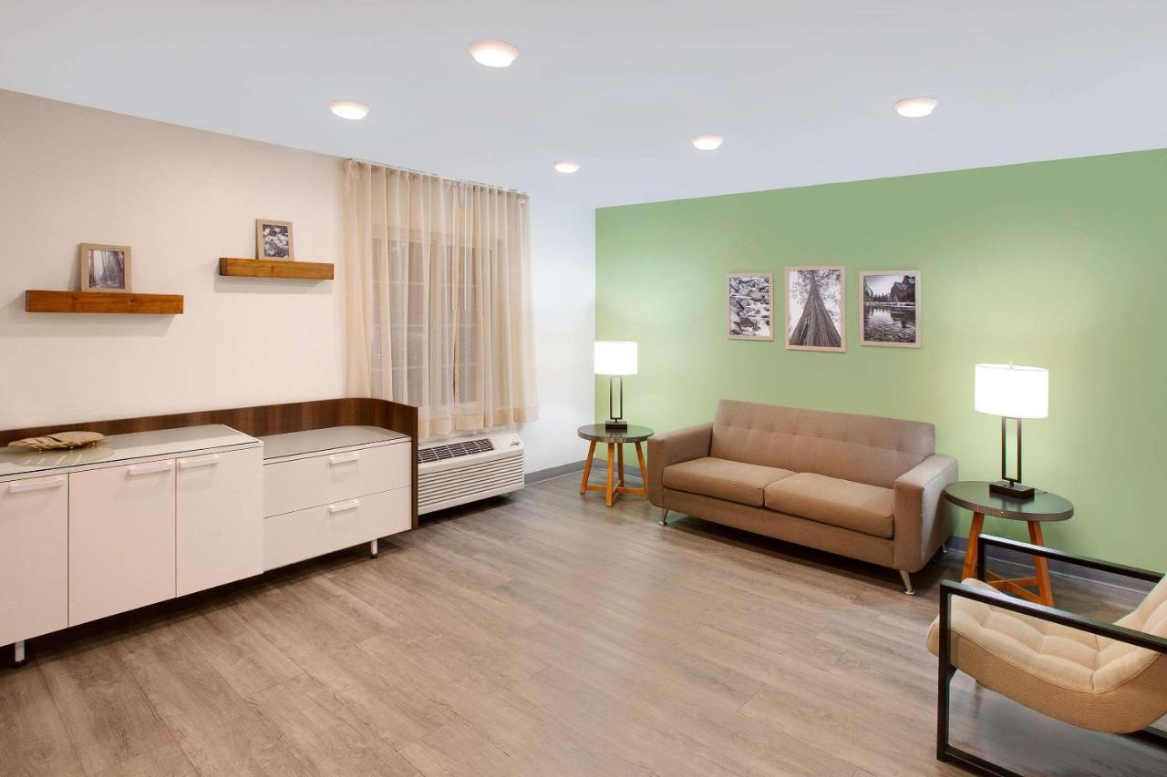 Woodspring Suites Bakersfield East Ngoại thất bức ảnh
