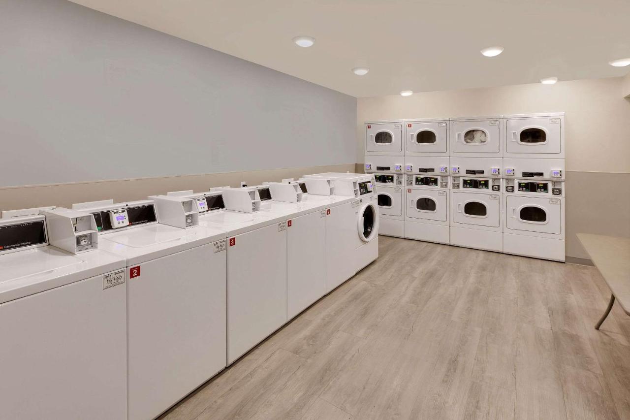 Woodspring Suites Bakersfield East Ngoại thất bức ảnh