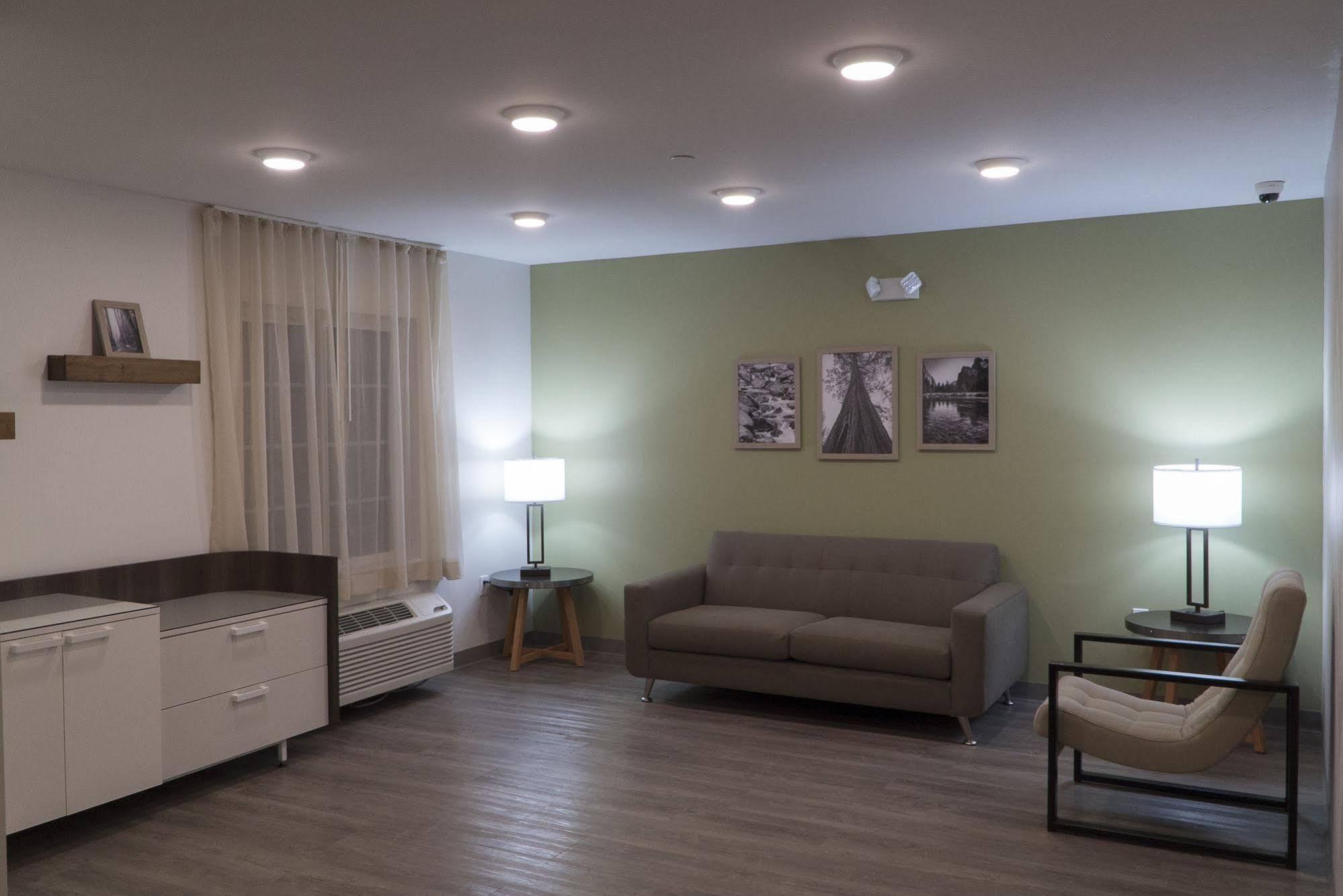 Woodspring Suites Bakersfield East Ngoại thất bức ảnh