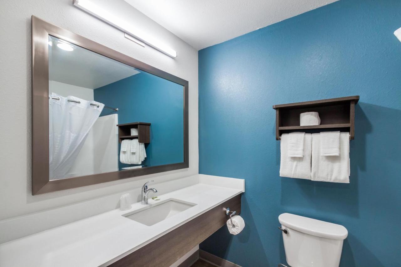 Woodspring Suites Bakersfield East Ngoại thất bức ảnh
