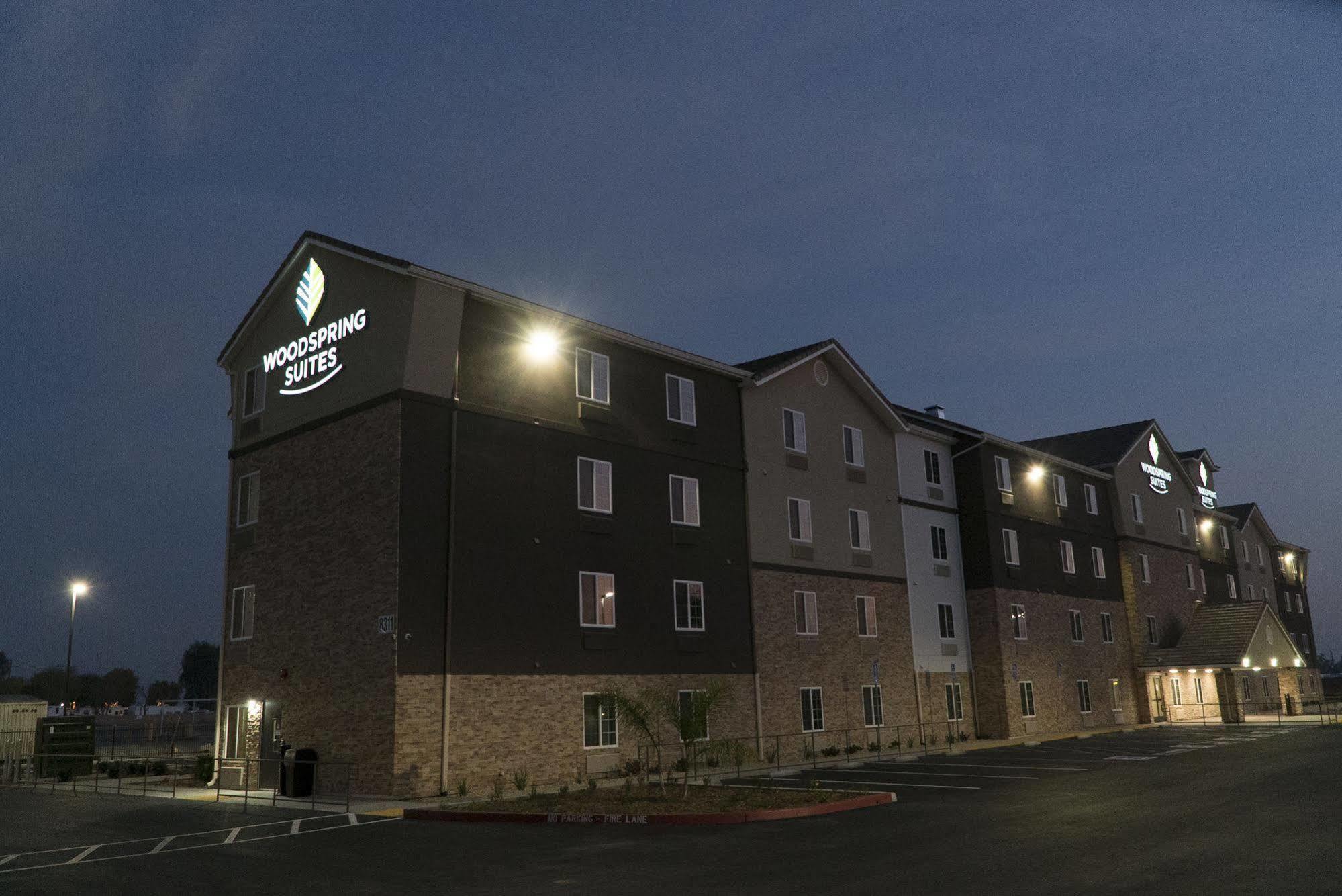 Woodspring Suites Bakersfield East Ngoại thất bức ảnh