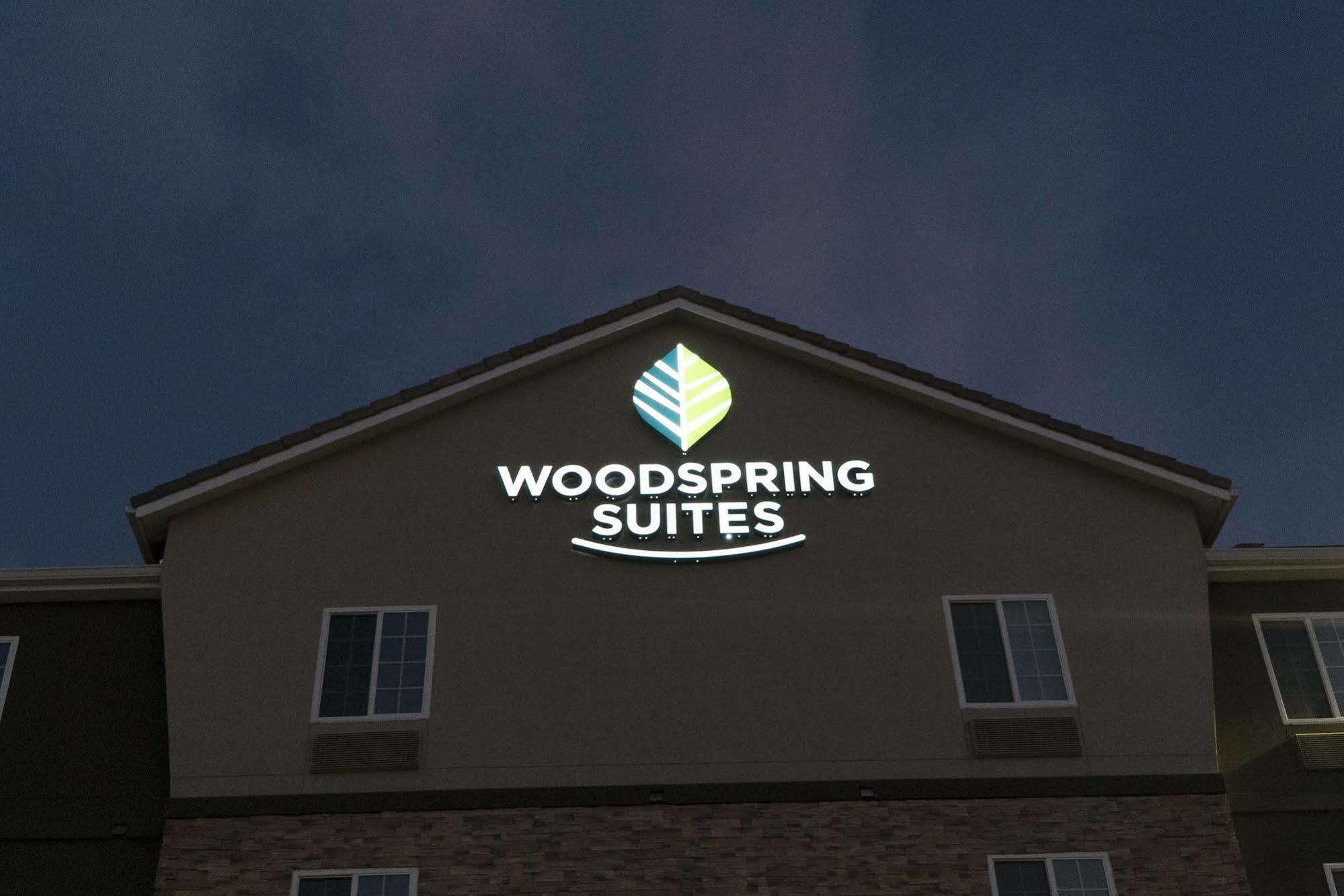 Woodspring Suites Bakersfield East Ngoại thất bức ảnh