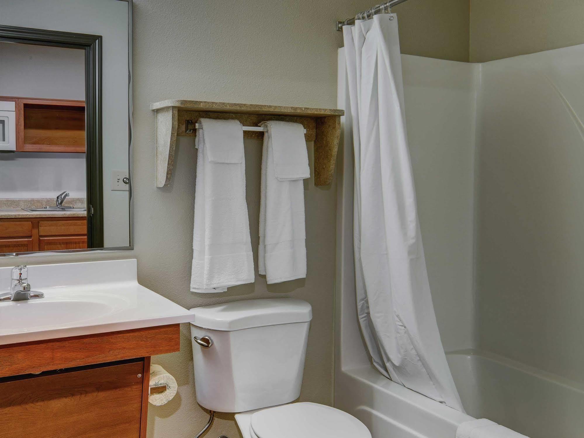 Woodspring Suites Bakersfield East Ngoại thất bức ảnh