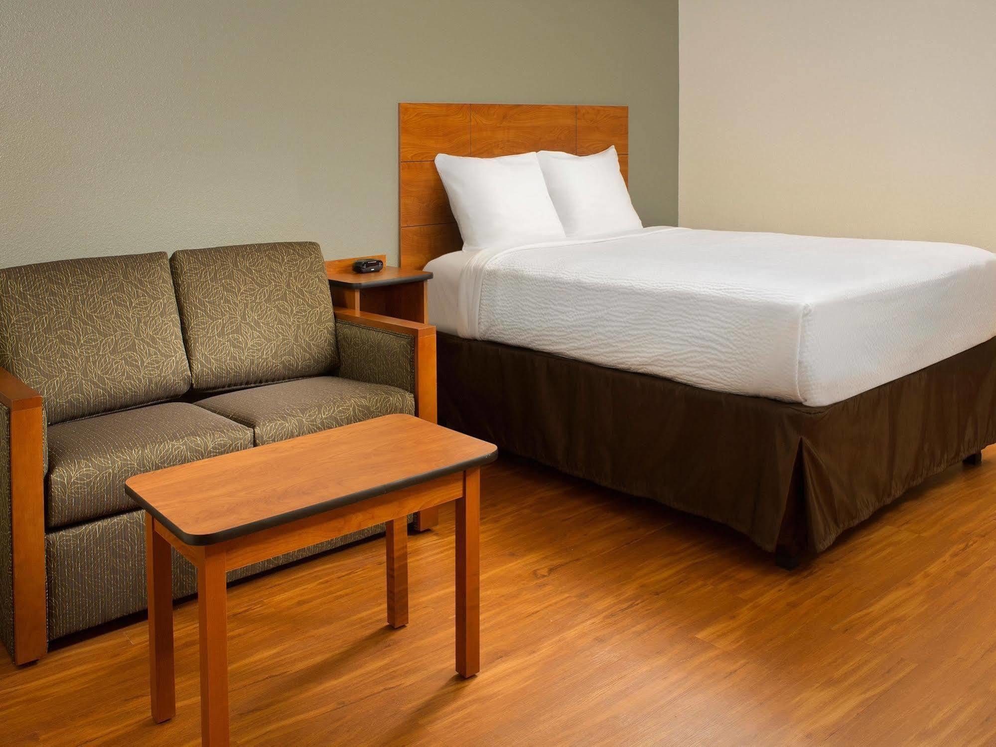 Woodspring Suites Bakersfield East Ngoại thất bức ảnh